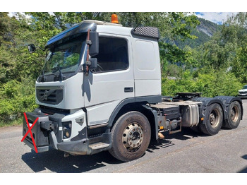 وحدة جر VOLVO FMX 500