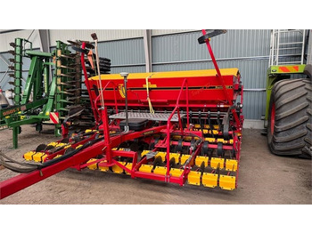 آلة البذار متعددة الوظائف VÄDERSTAD