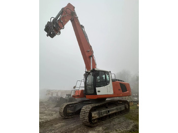 حفار زحاف LIEBHERR R 946
