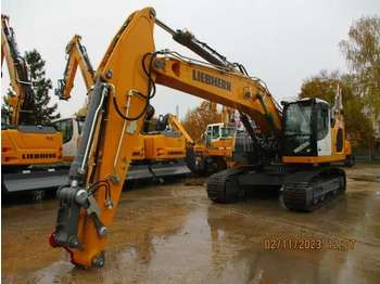 حفار زحاف LIEBHERR R 930