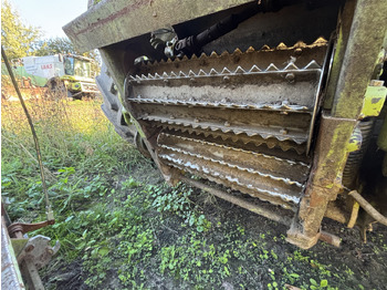قطع غيار - الآلات الزراعية Claas Jaguar 820 840 860 880 Klepisko Cierne 00 0984 542 0   0009845420: صورة 3 قطع غيار - الآلات الزراعية Claas Jaguar 820 840 860 880 Klepisko Cierne 00 0984 542 0   0009845420: صورة 3