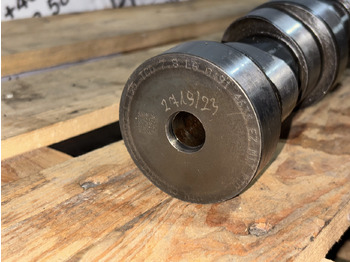 عمود الكامات DEUTZ