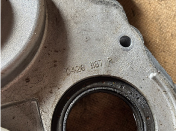 المحرك و قطع الغيار Deutz TD2011 D2011 D2011L04W Obudowa Rozrządu 04281187 04281187R: صورة 2 المحرك و قطع الغيار Deutz TD2011 D2011 D2011L04W Obudowa Rozrządu 04281187 04281187R: صورة 2