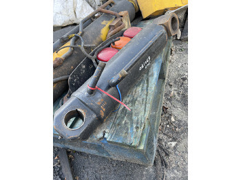 اسطوانة هيدروليكية JCB