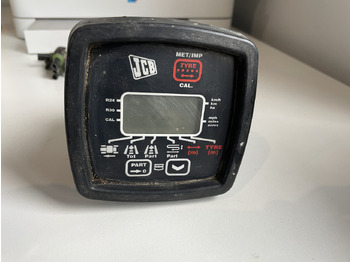 لوحة القيادة JCB