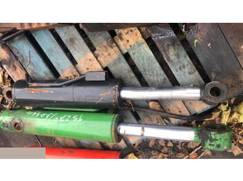 اسطوانة هيدروليكية NEW HOLLAND