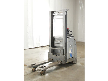 آلة التكديس STILL