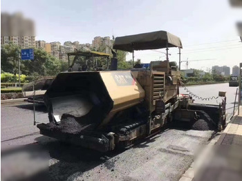 مدادة الأسفلت CATERPILLAR