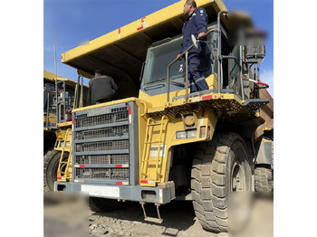 شاحنة قلاب صلبة KOMATSU HD465