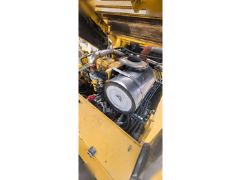قشاطة أسفلت 2016 CATERPILLAR PM-200: صورة 5