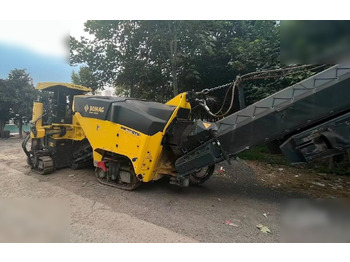 قشاطة أسفلت BOMAG