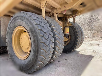 شاحنة قلاب صلبة 2018 CATERPILLAR 777E: صورة 3