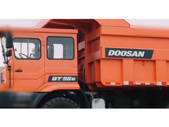 شاحنة قلاب صلبة DOOSAN