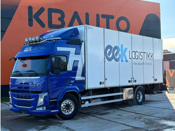 شاحنة مقفلة VOLVO FM 330