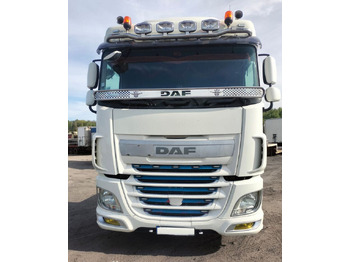 وحدة جر DAF XF 460