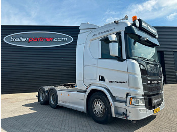 وحدة جر SCANIA R 730