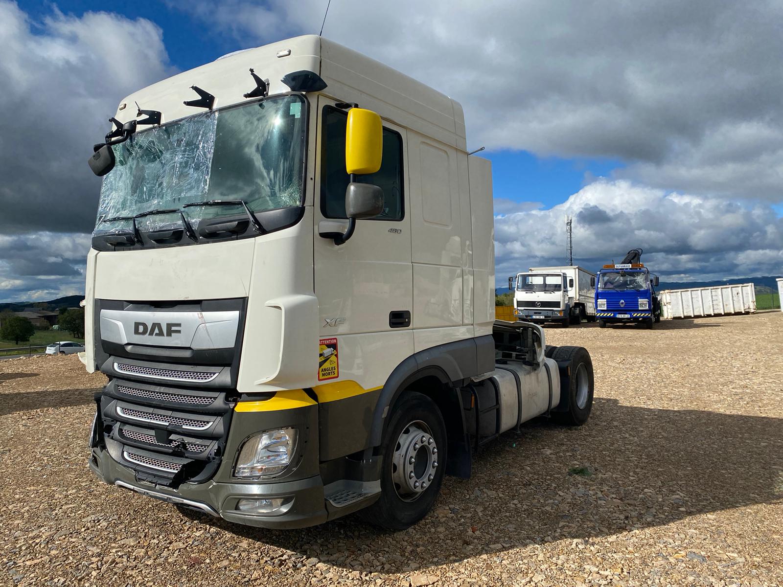 وحدة جر DAF XF 480