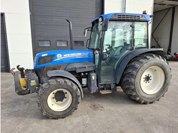 جرار NEW HOLLAND T4.95