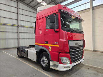 وحدة جر DAF XF 106.460 SPACECAB / INTARDER /MANUEL: صورة 3