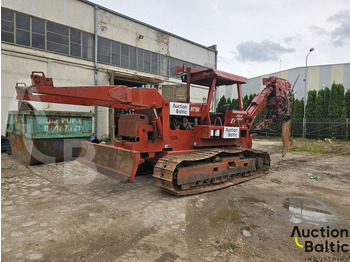 حفارة الخنادق DITCH WITCH