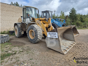 اللودر بعجل LIEBHERR L 538