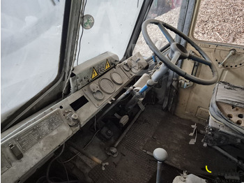 جرار XTZ T-150K: صورة 5 جرار XTZ T-150K: صورة 5