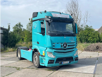 وحدة جر MERCEDES-BENZ Actros 1845