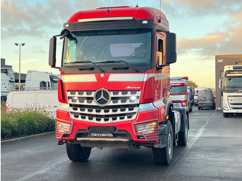 وحدة جر MERCEDES-BENZ Arocs