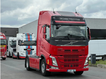 وحدة جر VOLVO FH 500