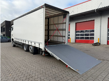 شاحنة سحب MAN TGX 26.440