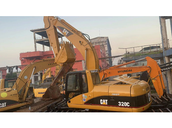 حفارة أفقية CATERPILLAR 320C: صورة 4 حفارة أفقية CATERPILLAR 320C: صورة 4