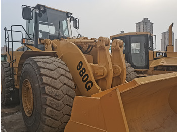 اللودر بعجل CATERPILLAR 980G