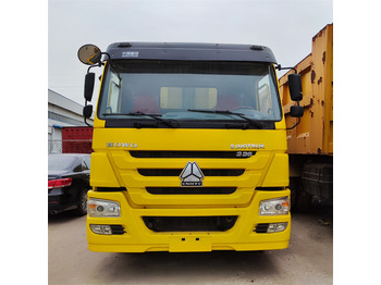 شاحنة قلاب SINOTRUK HOWO