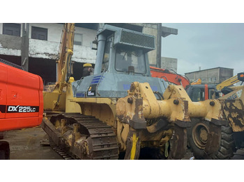 جرافة KOMATSU D85