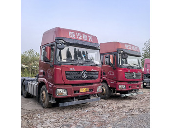 وحدة جر SHACMAN