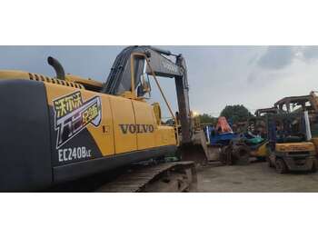 حفار زحاف VOLVO EC240BLC