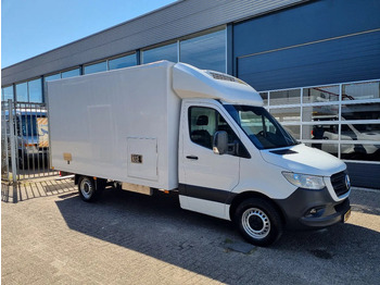 شاحنة مُبرّدة للتوصيل MERCEDES-BENZ Sprinter 316