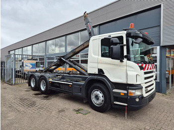 شاحنة ذات خطاف SCANIA P 360
