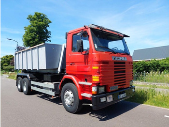 شاحنة ذات خطاف SCANIA 112