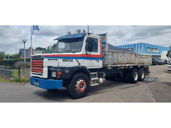شاحنة قلاب SCANIA T112