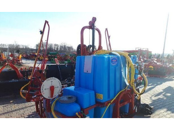 بخاخ مركب على الجرار