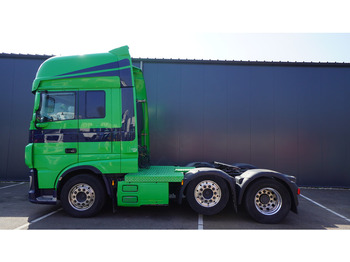 وحدة جر DAF XF 510