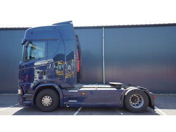 وحدة جر SCANIA R 450
