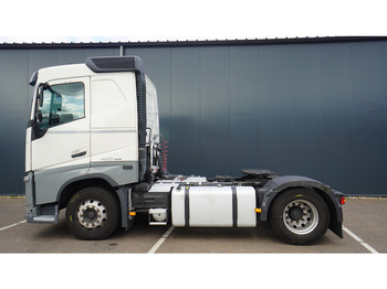 وحدة جر VOLVO FH 420