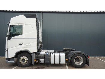 وحدة جر VOLVO FH 420