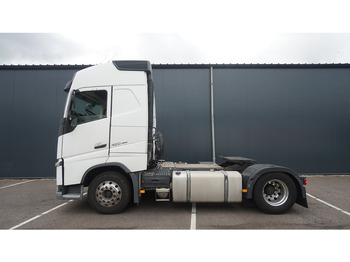 وحدة جر VOLVO FH 420