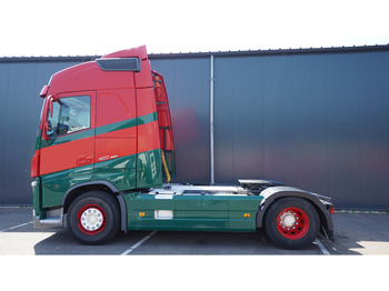 وحدة جر VOLVO FH 460
