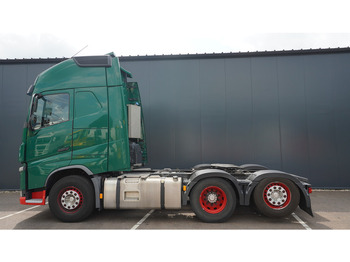 وحدة جر VOLVO FH 500