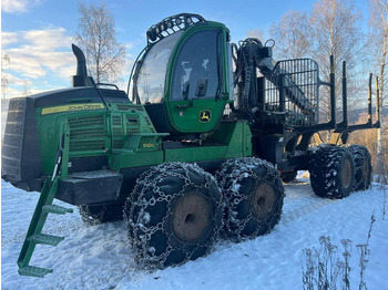حافلة الغابات JOHN DEERE