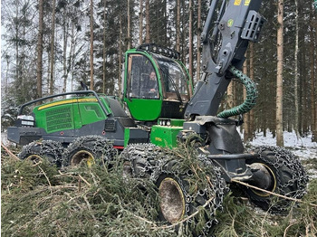 حصادة الأخشاب JOHN DEERE